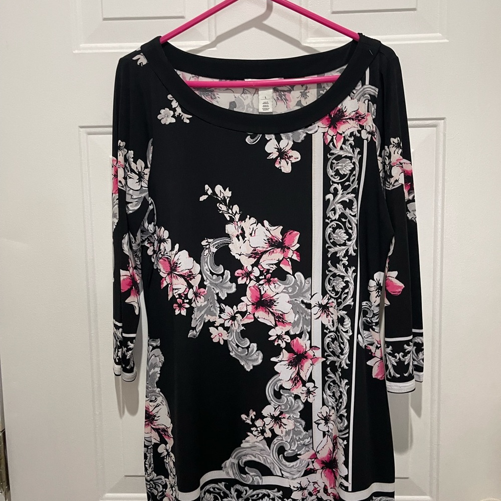 White House Black Market Tunic